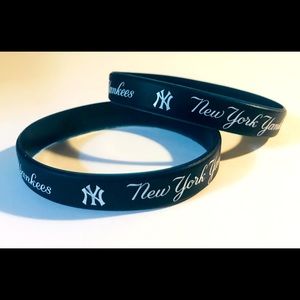 The New York Yankees Fan Bands Set of (2) Brand New